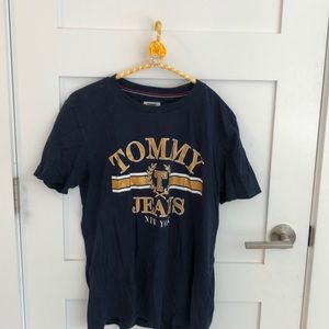 tommy Hilfiger tshirt womens